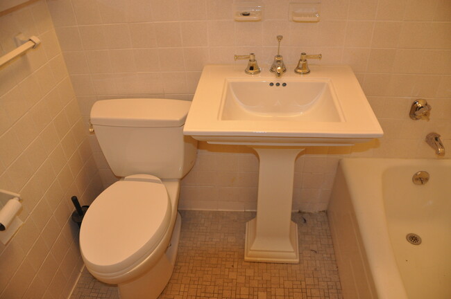 New Bath Fixtures - 101 W 12th St