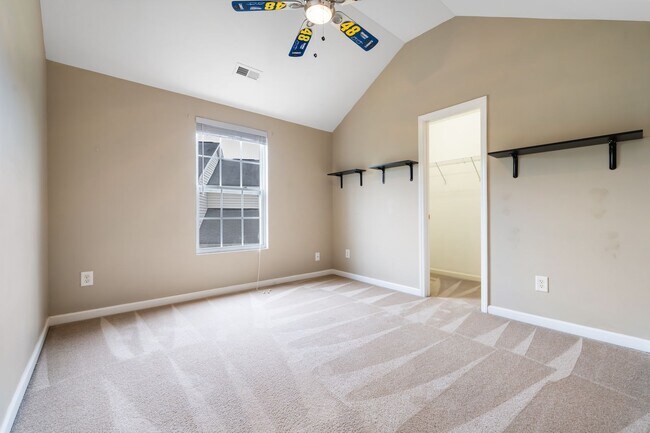 Building Photo - Beautiful 3BR Home with Fenced in Yard & 2-Car Garage in Raleigh
