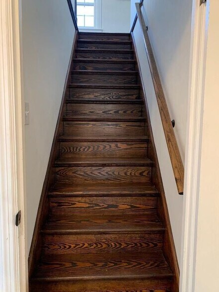 Building Photo - 9407 Colesville Rd