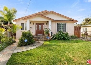 Building Photo - 3612 Broadway