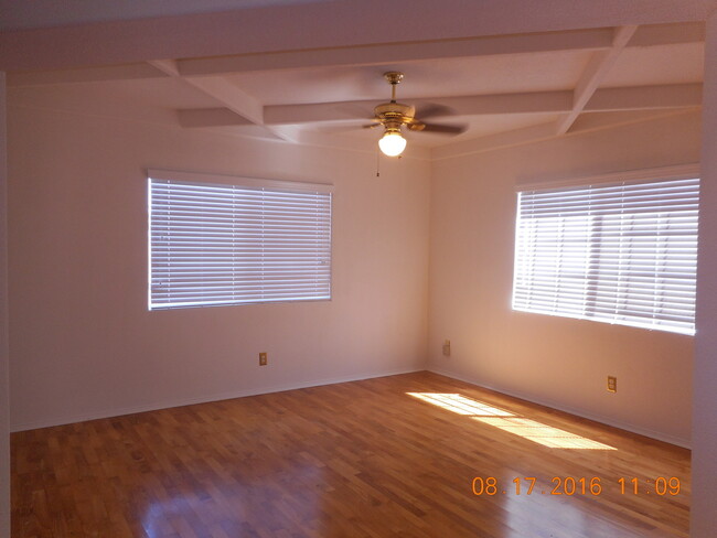 Building Photo - Beautiful 3BD/ 2 BA House For Rent