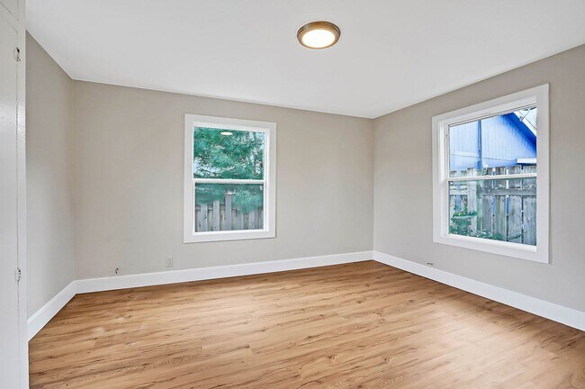 Building Photo - 19th - GPM351N-4