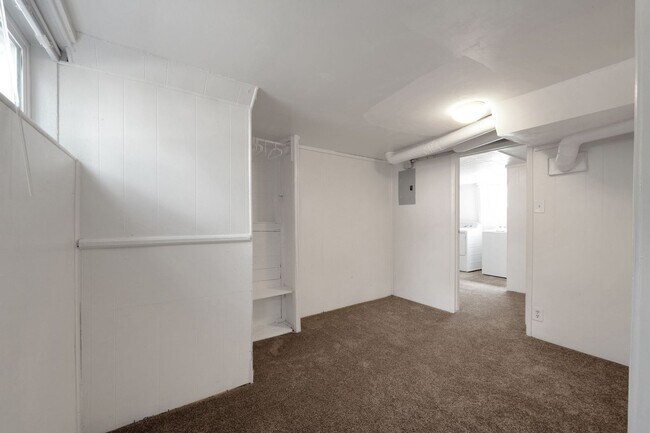 Building Photo - Spacious 4BR House in Greeley