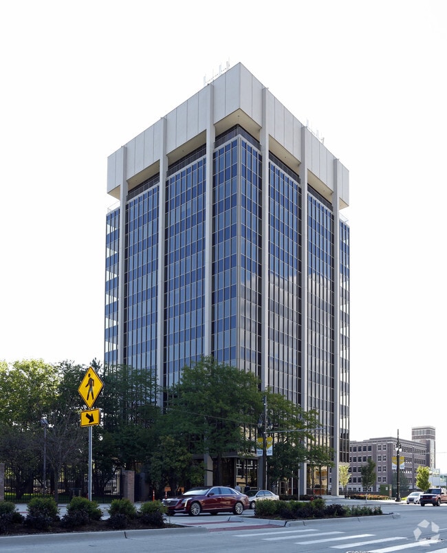 Building Photo - The Plaza