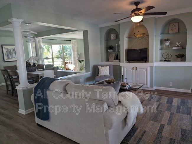 Building Photo - 3931 Venetian Way