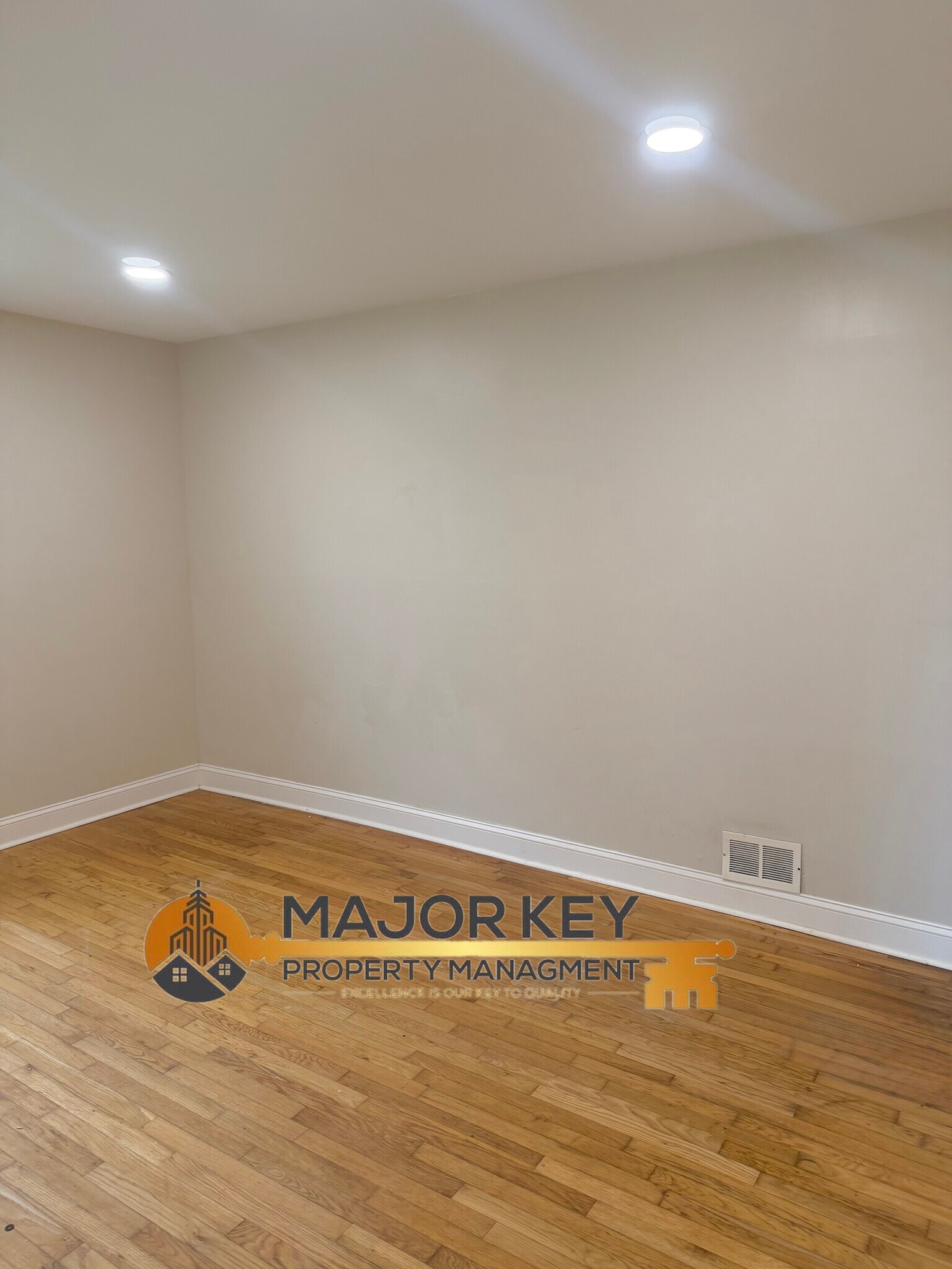 Building Photo - 4178 Suzanne Ln