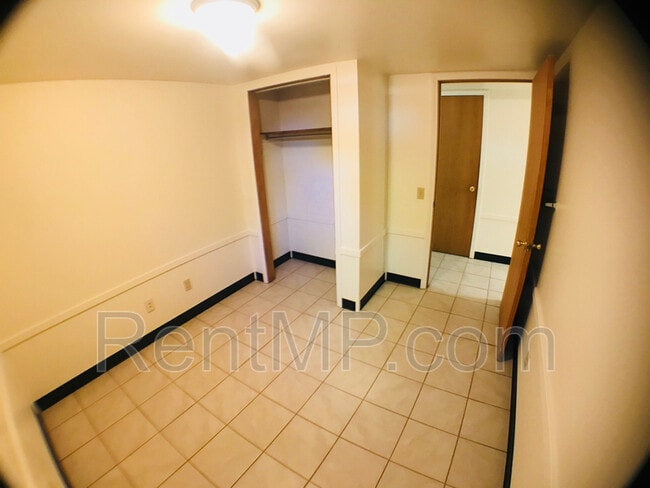 Building Photo - 1915 S Stockman Rd