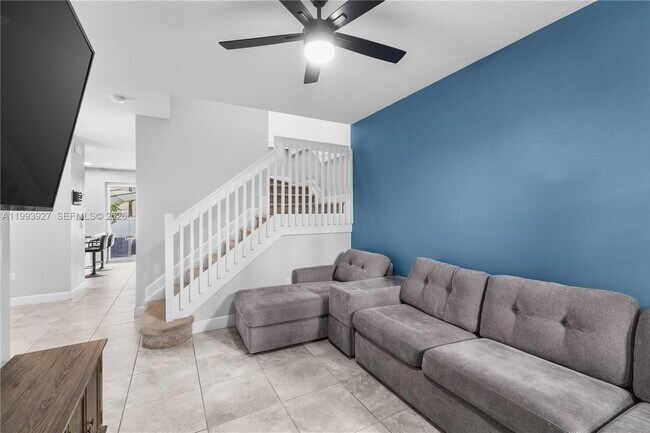 Building Photo - 4813 NW 48th Terrace