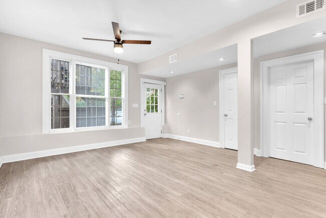 living room - 1046 Tilden St NW