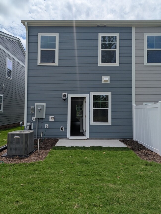 Building Photo - 677 Mirkwood Ave