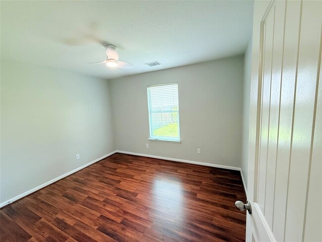Building Photo - 29019 San Jacinto River Ct