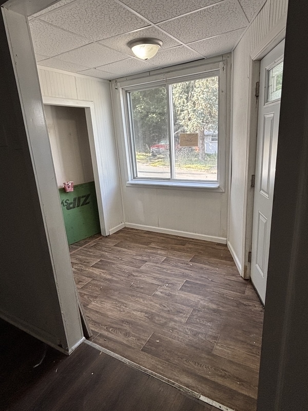 Building Photo - 842 W Pine St