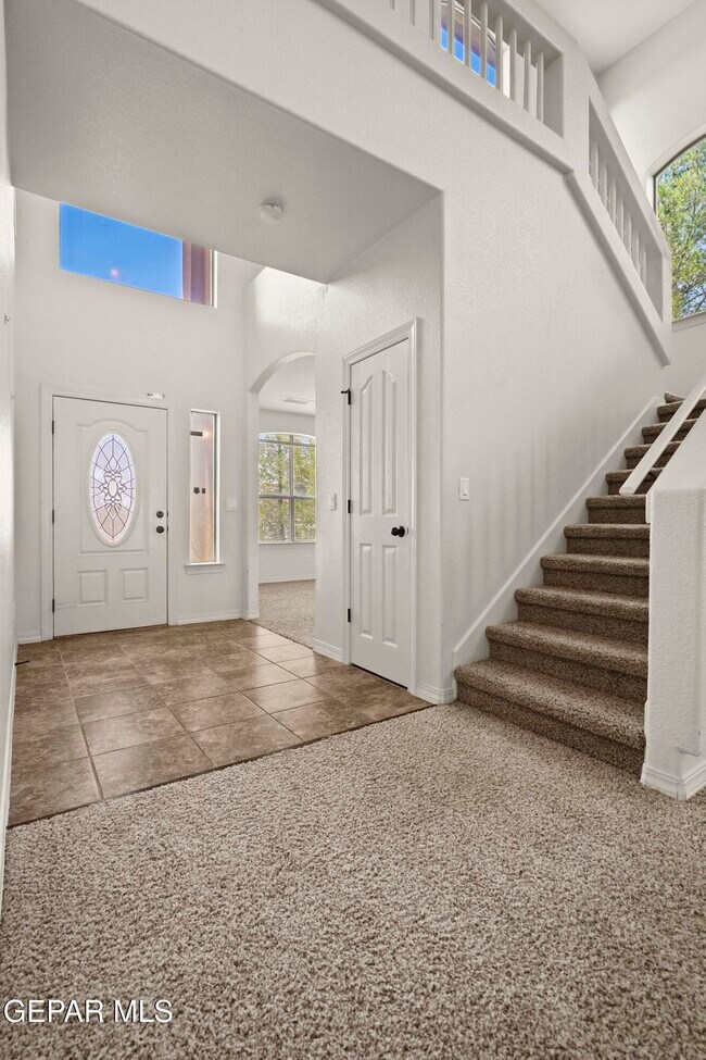 Building Photo - 369 Emerald Acres St