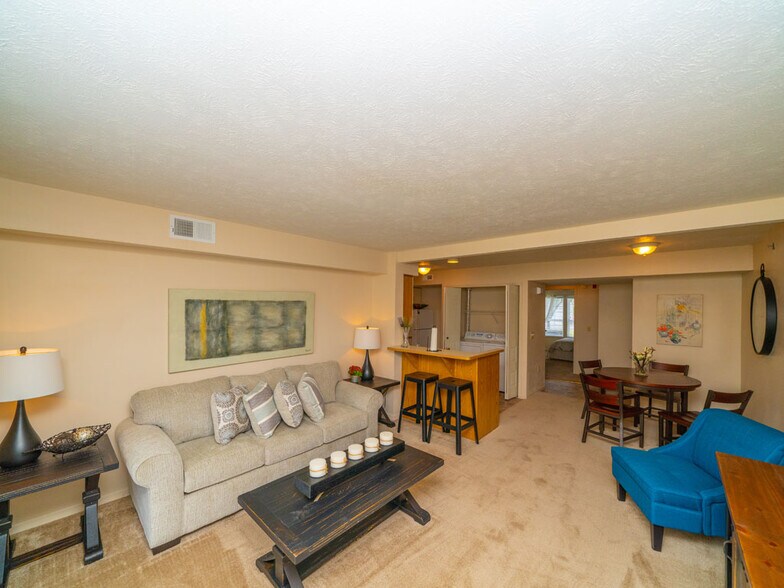 West Hampton Park Apartment Homes 19312 Grant Plz Elkhorn NE 68022