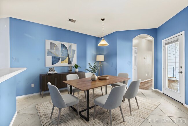 Building Photo - 12638 Riverhill Ct