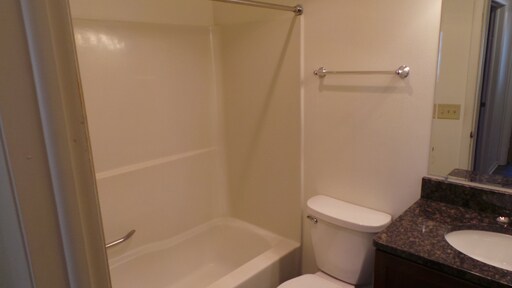 Building Photo - 170 N Hyer Ln