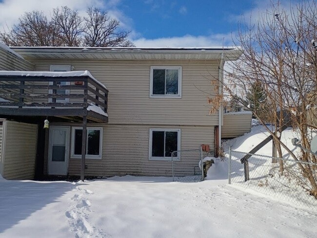Building Photo - 1801 Reetz Rd