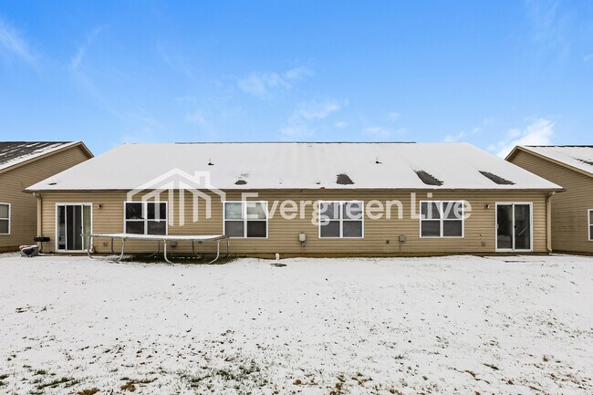 Building Photo - 2004 Lisa Walk Dr