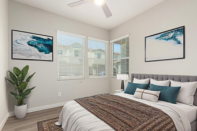 Building Photo - BEAUTIFUL PHOENIX HOME IN GATED COMMUNITY!