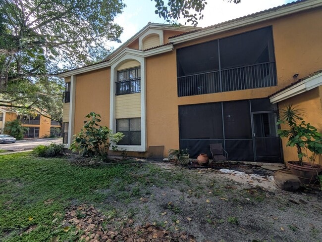 Building Photo - 3830 Coral Tree Cir