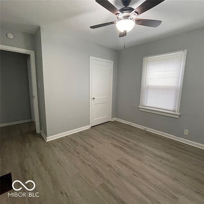 Building Photo - 216 N 6th Ave