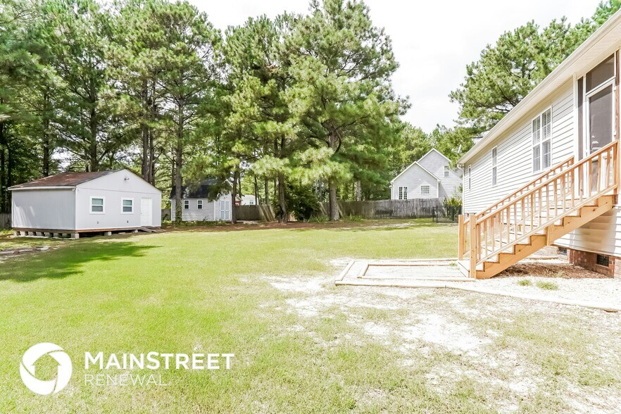 Building Photo - 292 Tomahawk Dr