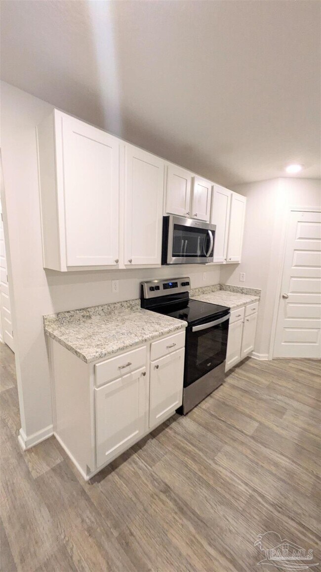 Building Photo - 10557 Queens Gate Cir