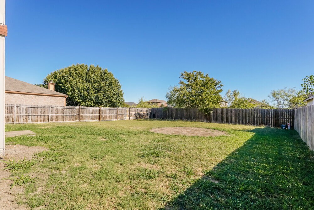 Building Photo - 7001 Baybridge Dr