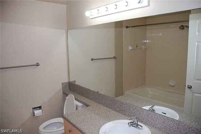Building Photo - 1130 Reserve Way