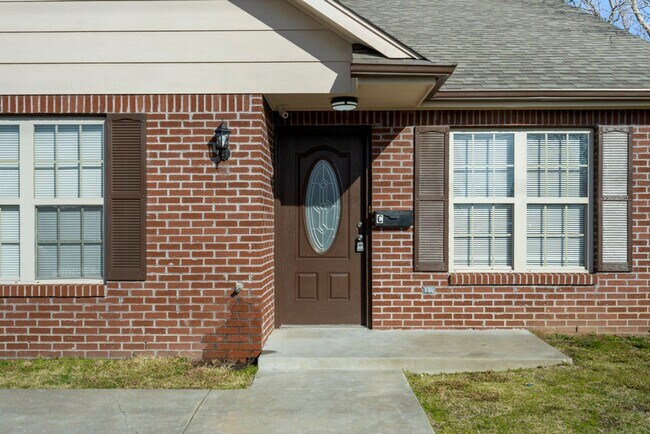 Building Photo - Grayson Avenue