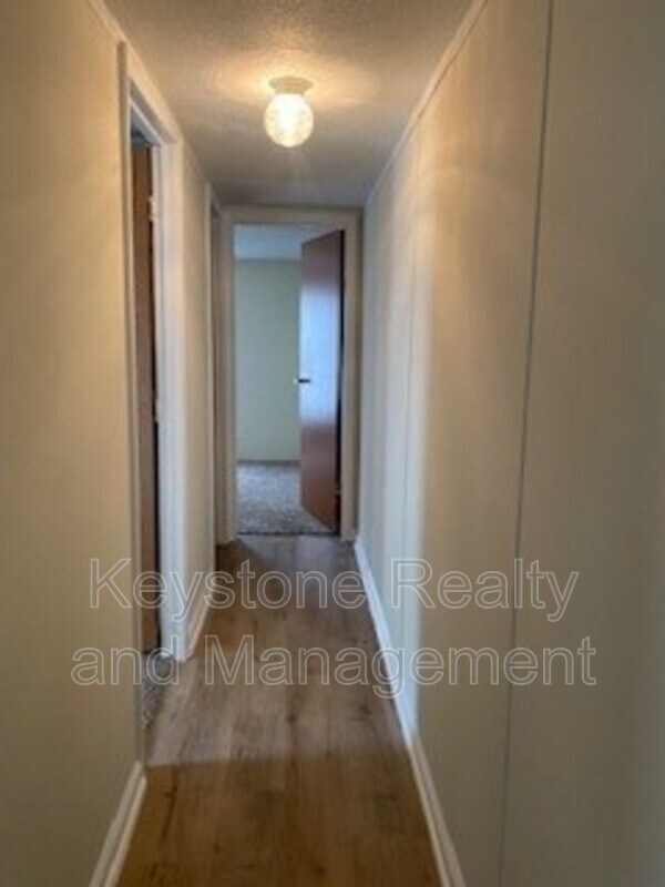 Building Photo - 141 Mace Ln