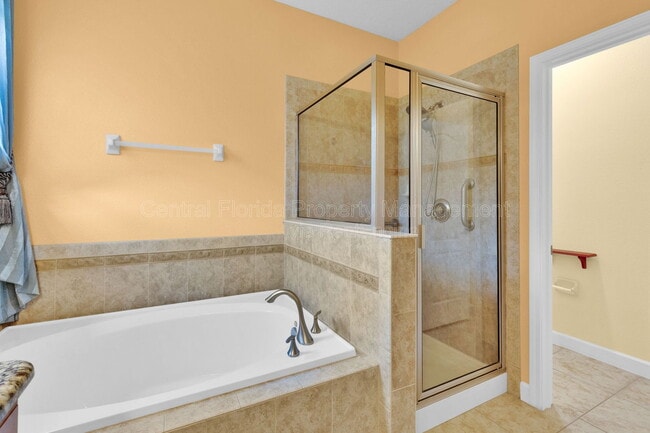 Building Photo - 3677 Serena Ln