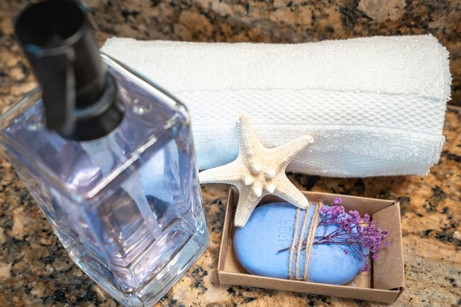 Building Photo - Beautiful Fully Furnished, 3 Bed/2 Bath Kai Ani Village Townhome