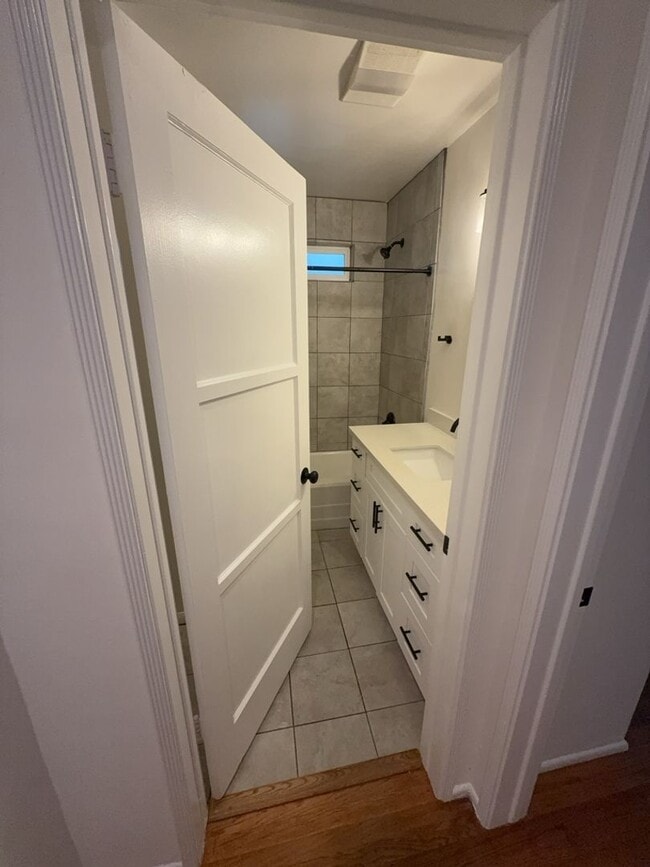 Building Photo - 12556 Everglade St