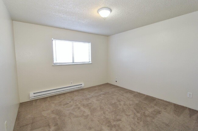 Building Photo - 4831 W Targee St