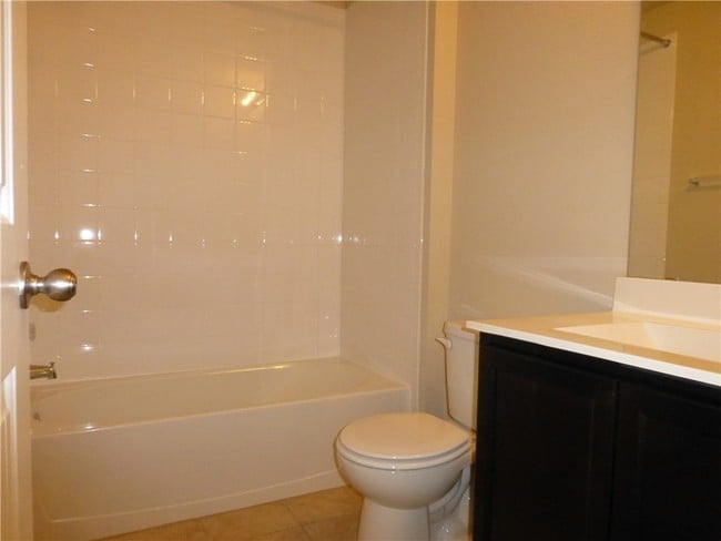 Building Photo - 113 Leona River Trail