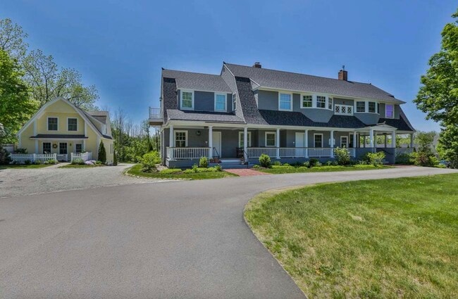 Building Photo - 26 N Main St