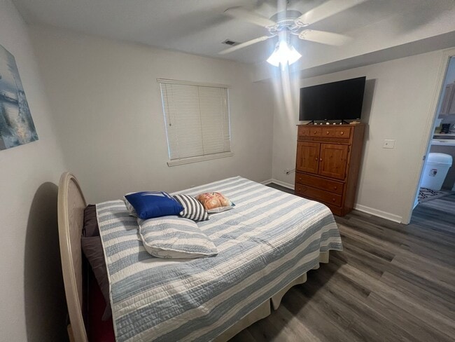 Building Photo - Lakeview Condo for Rent - The Ledges, Osage Beach!