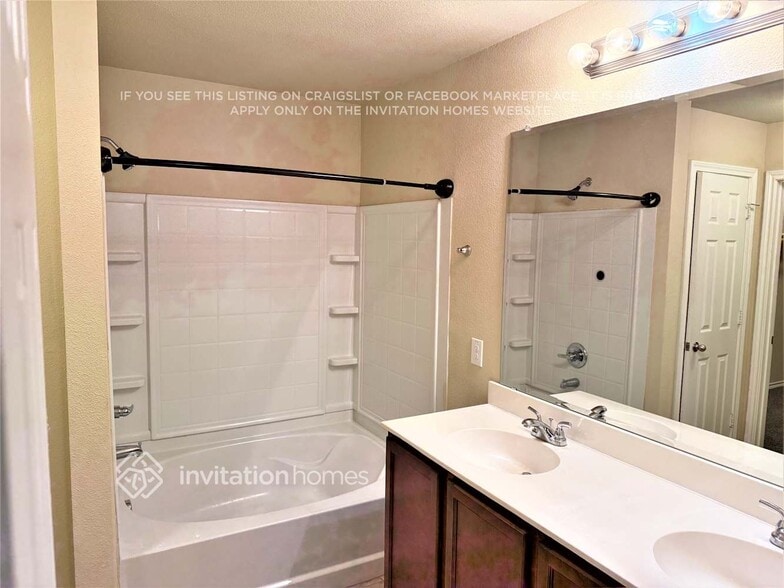 Building Photo - 4609 Wheatland Dr