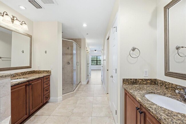 Building Photo - 7612 Lake Vista Ct