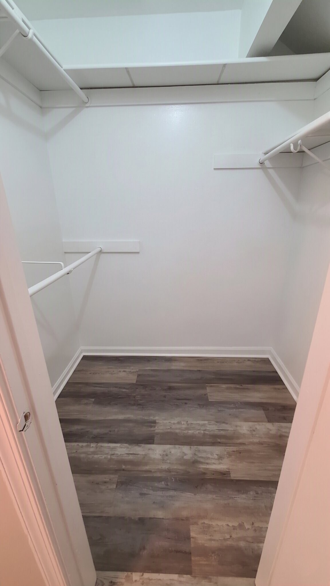 Building Photo - 1120 Crist Pl