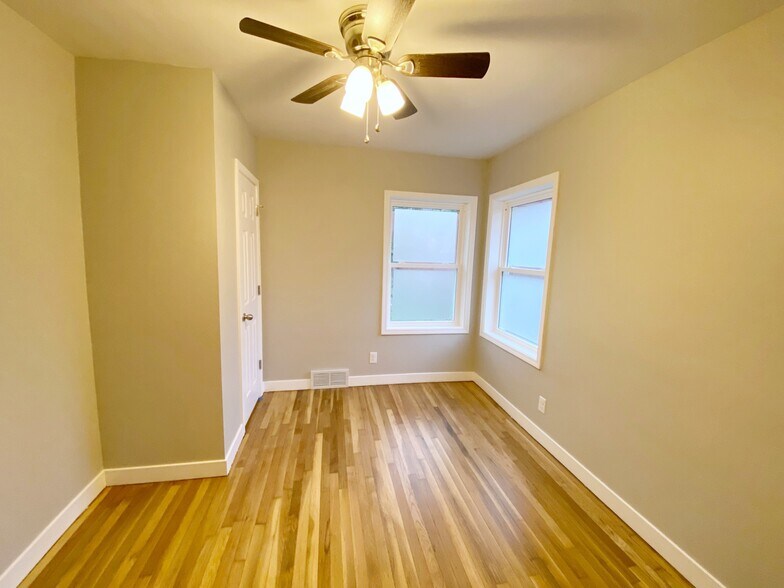Bedroom 2 - 234 Park Pl