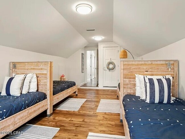 Building Photo - 3555 Sanctuary Dr