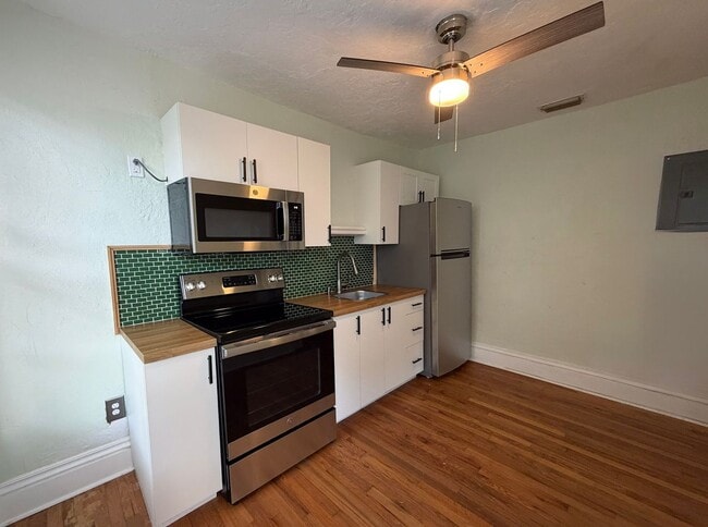 Building Photo - 2309 - Duckpond