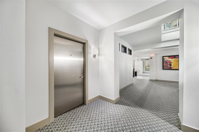 Building Photo - 4333 Gilbert Ave