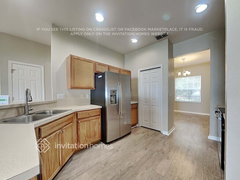 Building Photo - 1970 Golden Meadow Way