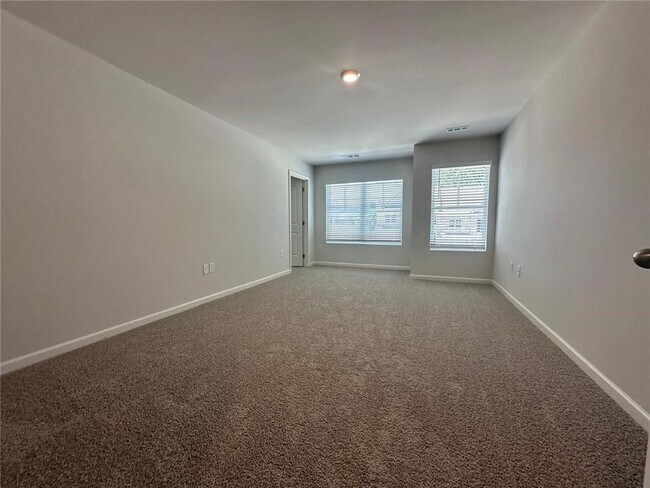 Building Photo - 3071 Greyton Dr