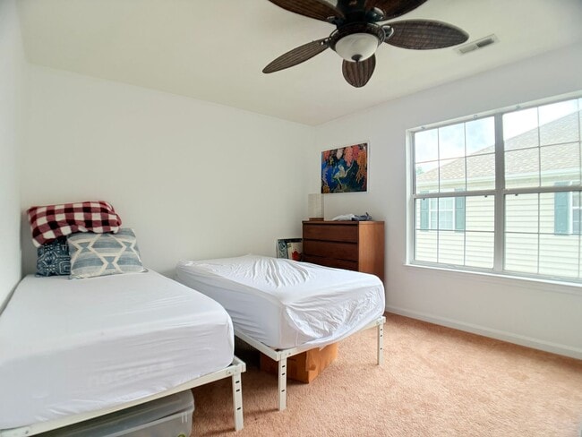 Building Photo - 409 Belmont Cir