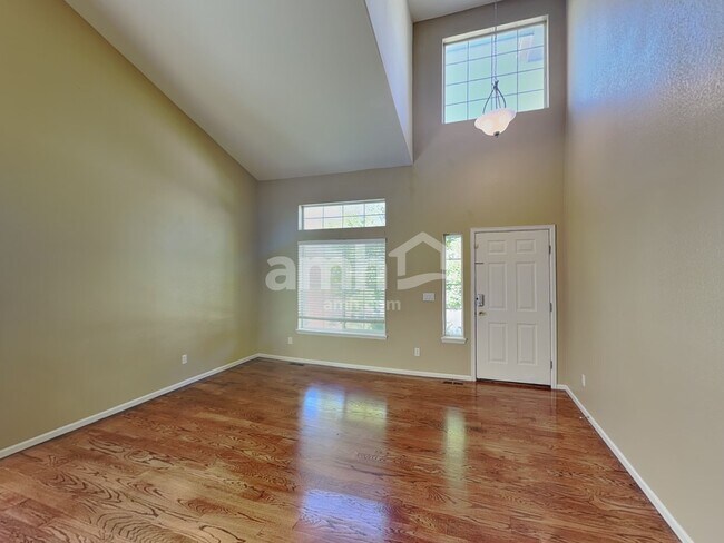 Building Photo - 22414 Quail Run Ln