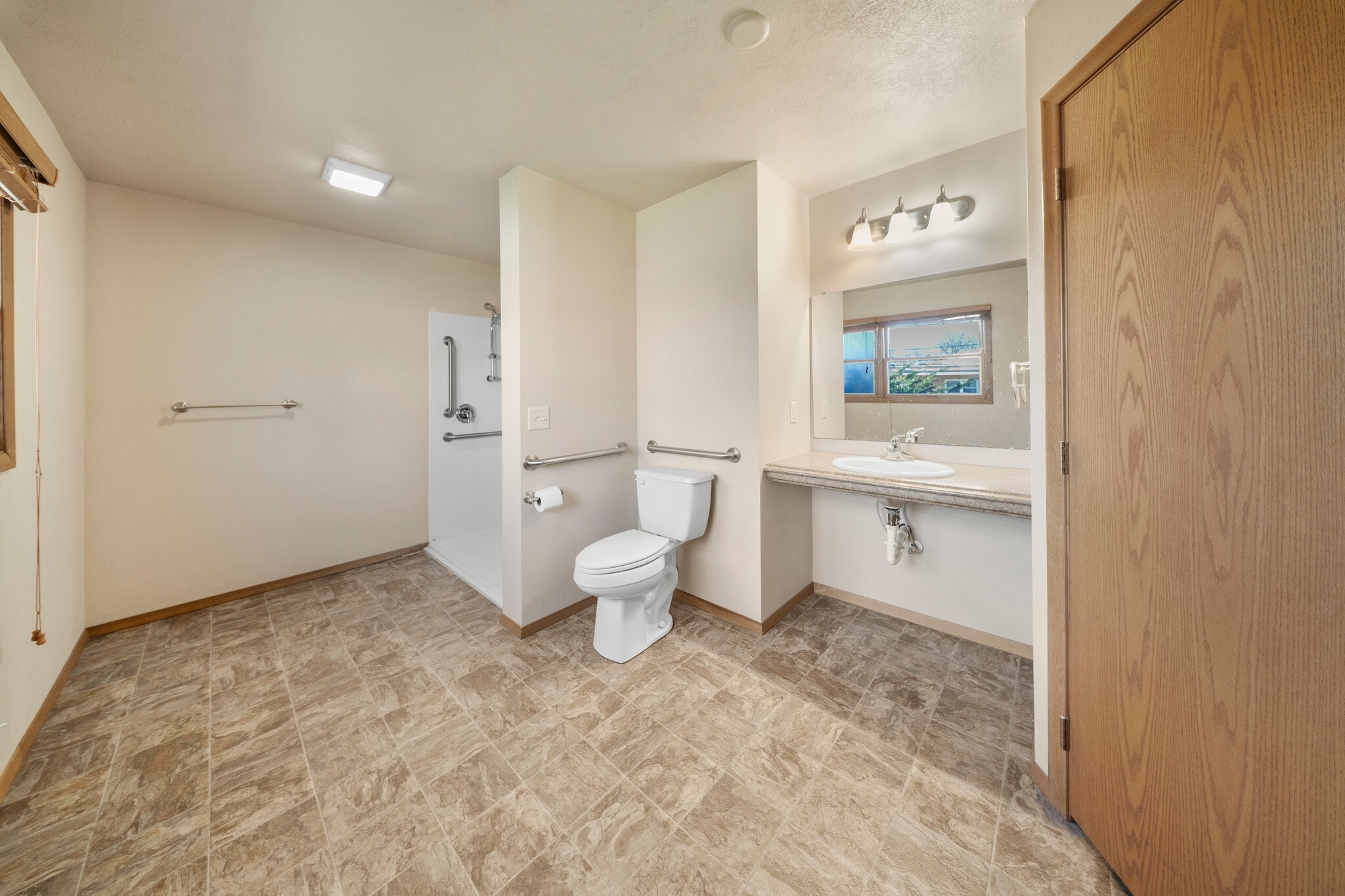 Master bathroom - 2405 W 28th St